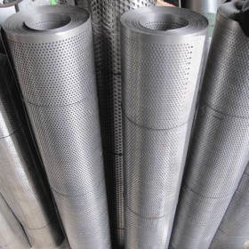 Tôn dầu đục lỗ