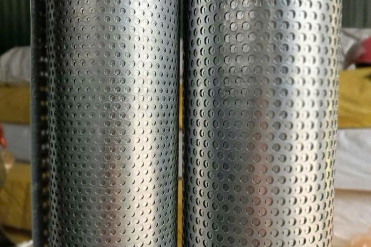 Tôn Lỗ ô 6li dày 4zem