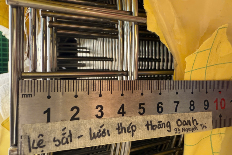 Lưới hàn inox 304 ô 5 phân cọng 2li8 ~ 3li - khổ 1M và 1M2