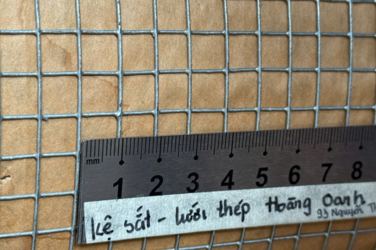 Lưới chì chống rỉ sét khổ 1M và 1M2 tính theo 1M tới - Ô 8 li