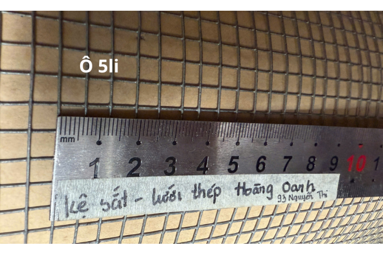 Lưới chì chống rỉ sét khổ 1M và 1M2 tính theo 1M tới - Ô 8 li