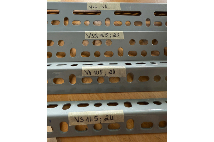 VLỗ - V4 1li5; 2li