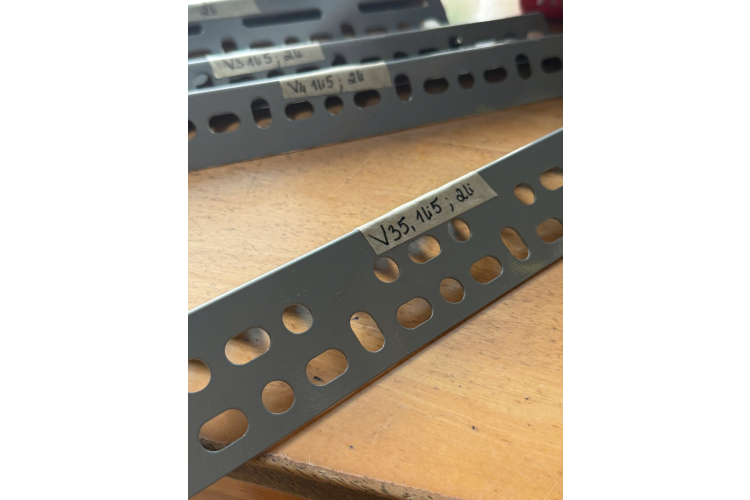 VLỗ - V3 1li5; 2li